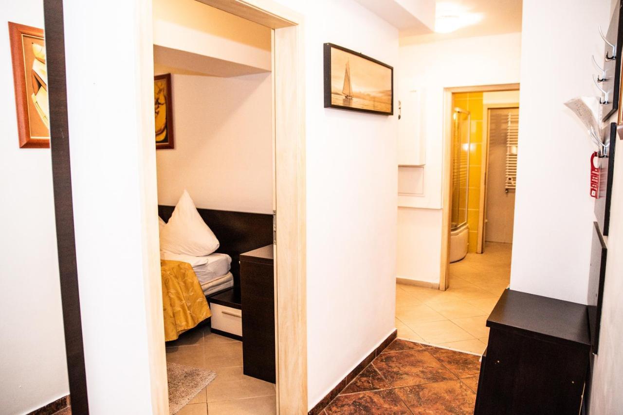 Club Onix Apartments Нептун Екстериор снимка