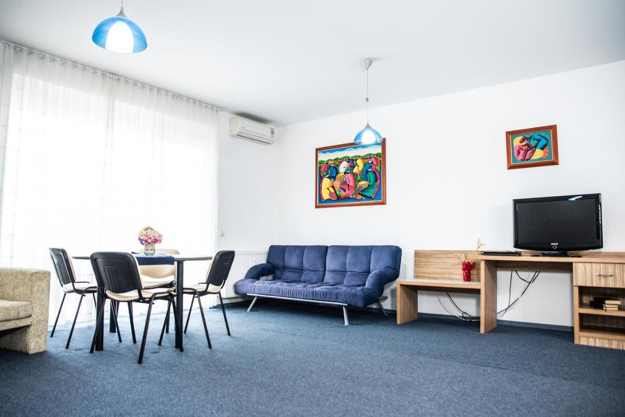 Club Onix Apartments Нептун Екстериор снимка