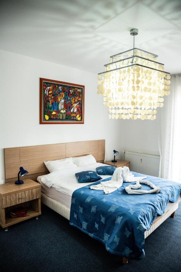 Club Onix Apartments Нептун Екстериор снимка