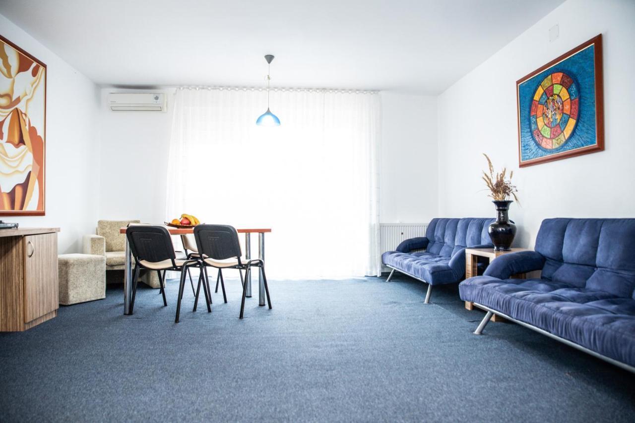 Club Onix Apartments Нептун Екстериор снимка