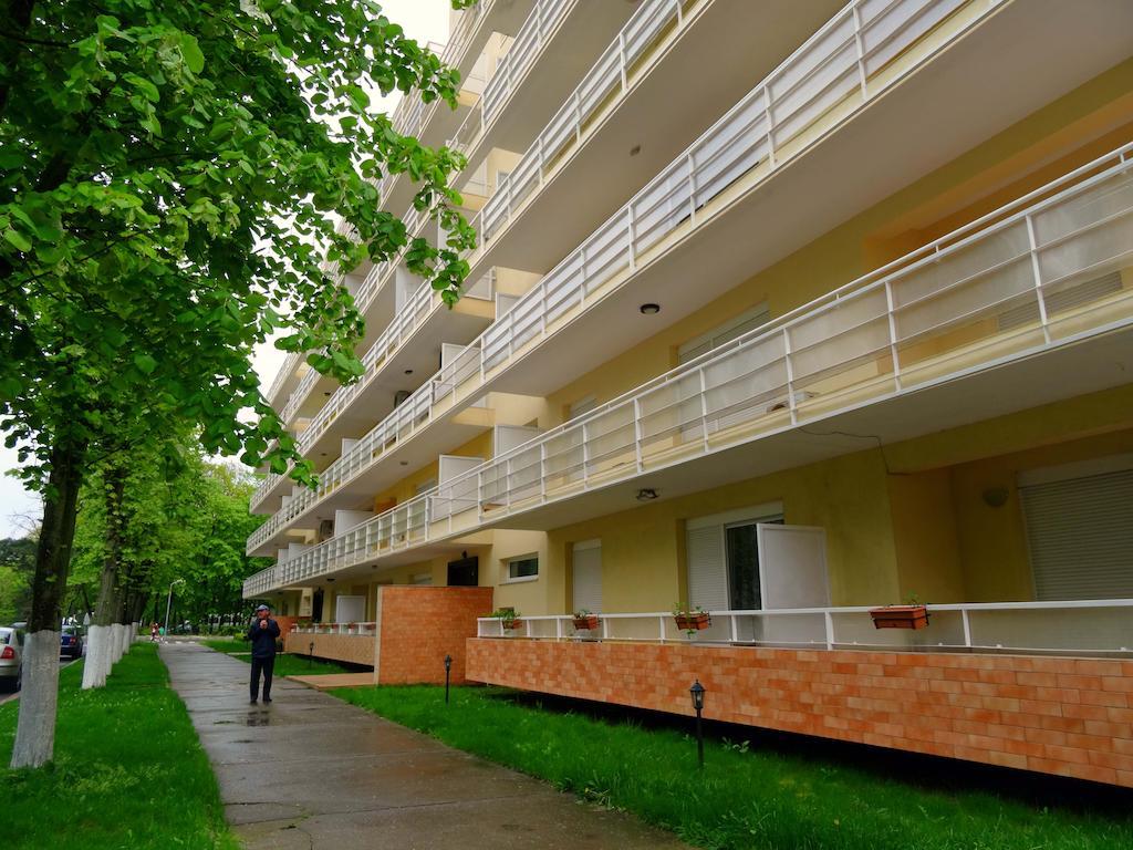 Club Onix Apartments Нептун Екстериор снимка