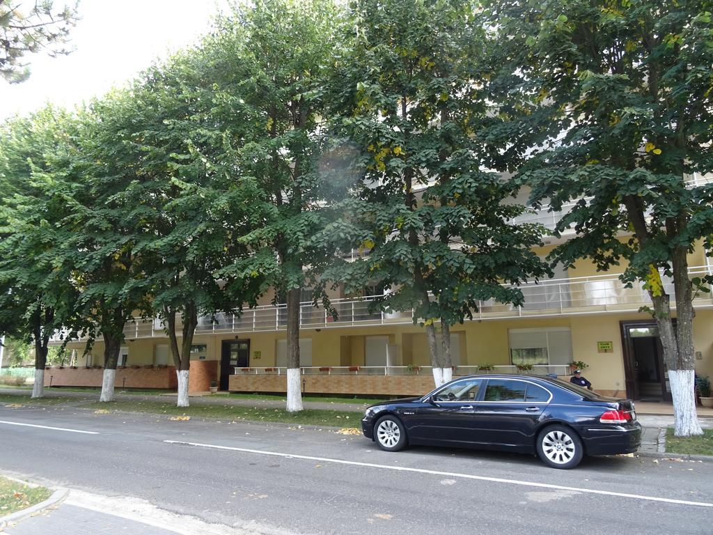 Club Onix Apartments Нептун Екстериор снимка